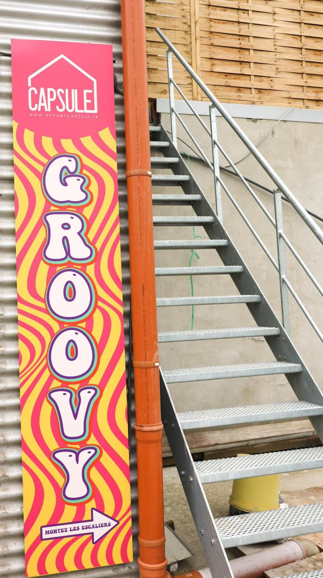 Capsule Groovy-Jacuzzi-Sauna-Billard-Netflix- Nintendo Switch & Jeux Mons Kültér fotó